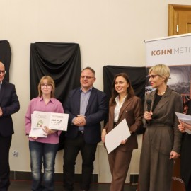 powiększ zdjęcie: „Empatia jest odważna” – w Muzeum Miedzi wręczono nagrody w konkursie dla młodzieży