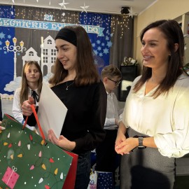 powiększ zdjęcie: 21. Legnickie Dyktando z dreszczykiem i historiami prawdziwymi lub nie