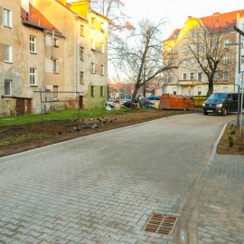 powiększ zdjęcie: LBO. Przebudowano podwórze w rejonie ul. Drukarskiej