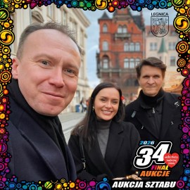 powiększ zdjęcie: Wieczór z prezydentem Legnicy i zastępcami. Nocne zwiedzanie Ratusza na aukcji WOŚP