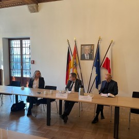 powiększ zdjęcie: Młodzieżowa Rada Miasta Legnicy z wizytą w Konsulacie Generalnym Niemiec we Wrocławiu