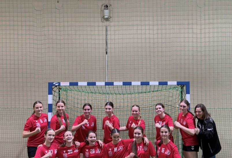 Młodziczki z UKS Dziewiątka Legnica zostały mistrzyniami Dolnego Śląska