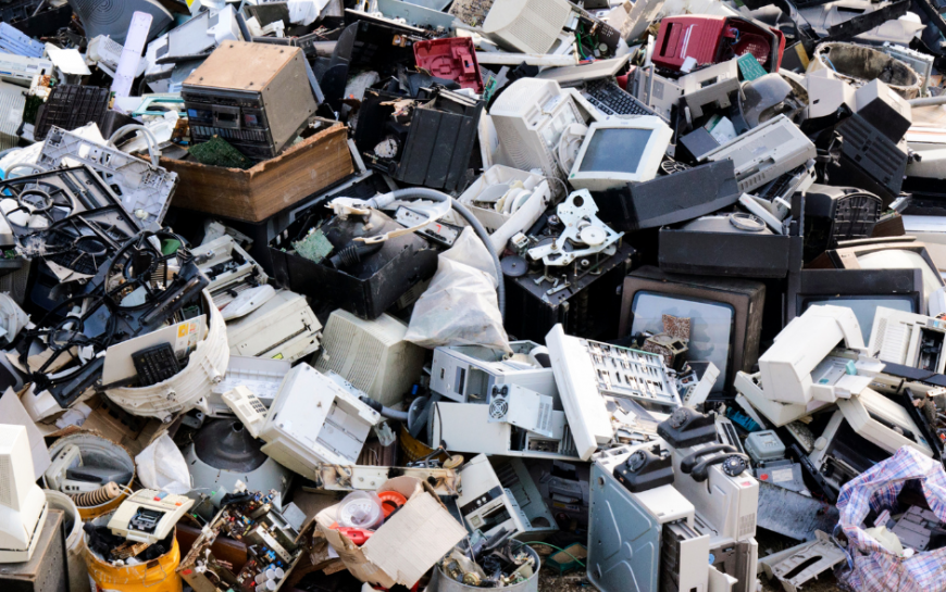 Zbiórka odpadów wielkogabarytowych i elektroodpadów w Legnicy