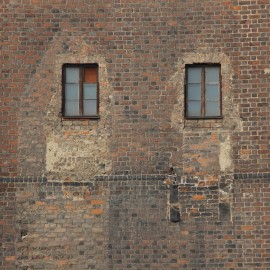 powiększ zdjęcie: Siedem firm z ofertami na rewitalizację zabytkowej Bramy Chojnowskiej