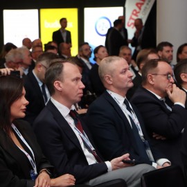 powiększ zdjęcie: Dolnośląski Kongres Inwestycyjny: debata o inwestycjach lokalnych z udziałem ...