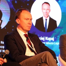 powiększ zdjęcie: Dolnośląski Kongres Inwestycyjny: debata o inwestycjach lokalnych z udziałem ...