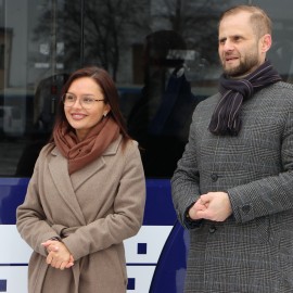 powiększ zdjęcie: Kolejne autobusy elektryczne dołączyły do floty MPK Legnica