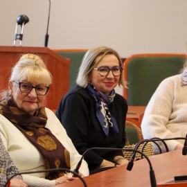 powiększ zdjęcie: Inauguracyjne posiedzenie Miejskiej Rady Seniorów w Legnicy V kadencji