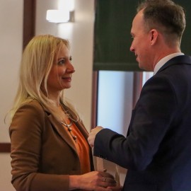 powiększ zdjęcie: Inauguracyjne posiedzenie Miejskiej Rady Seniorów w Legnicy V kadencji