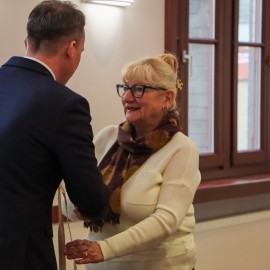 powiększ zdjęcie: Inauguracyjne posiedzenie Miejskiej Rady Seniorów w Legnicy V kadencji