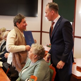 powiększ zdjęcie: Inauguracyjne posiedzenie Miejskiej Rady Seniorów w Legnicy V kadencji