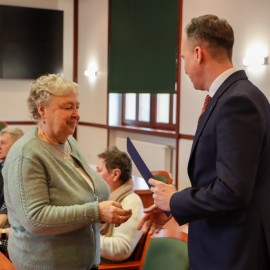 powiększ zdjęcie: Inauguracyjne posiedzenie Miejskiej Rady Seniorów w Legnicy V kadencji