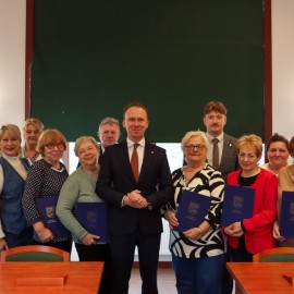 powiększ zdjęcie: Inauguracyjne posiedzenie Miejskiej Rady Seniorów w Legnicy V kadencji