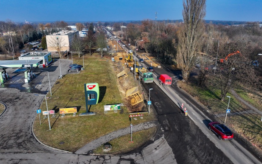 Trwają prace na ul. Poznańskiej. Kończy się pierwszy etap przebudowy