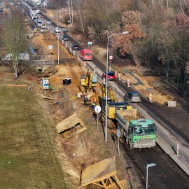 powiększ zdjęcie: Trwają prace na ul. Poznańskiej. Kończy się pierwszy etap przebudowy