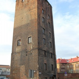 powiększ zdjęcie: Wybrano wykonawcę rewitalizacji Wieży Bramy Chojnowskiej
