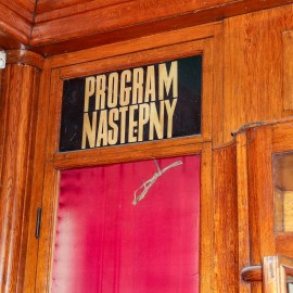 powiększ zdjęcie: Prezydent Maciej Kupaj pozyskał środki na remont Kina Ognisko