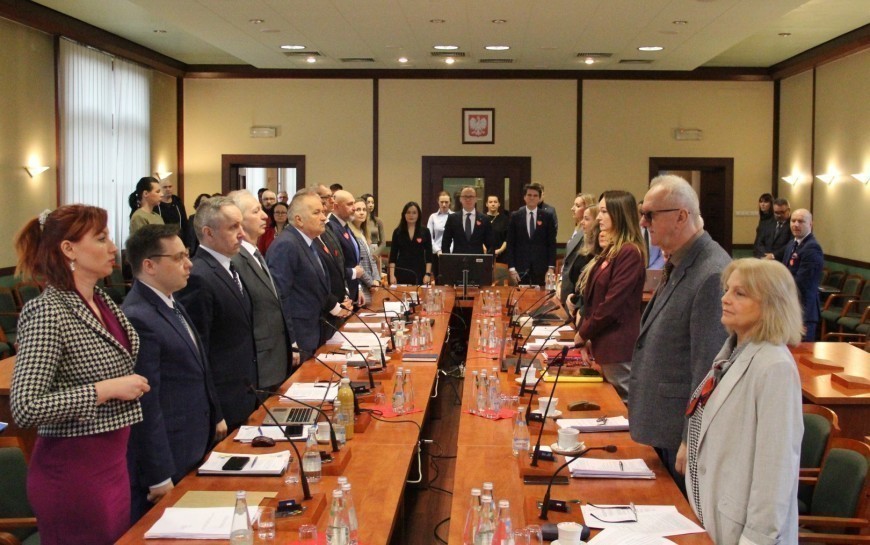 Zaproszenie na obrady XXVI sesji Rady Miejskiej Legnicy