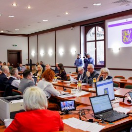 powiększ zdjęcie: Ważne uchwały na XXVI sesji Rady Miejskiej Legnicy