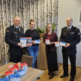 powiększ zdjęcie: Czujki dymu i tlenku węgla trafią do mieszkańców Legnicy