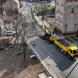 powiększ zdjęcie: Ruszył remont ul. Działkowej w Legnicy
