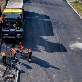 powiększ zdjęcie: Postępują prace na ul. Zamiejskiej