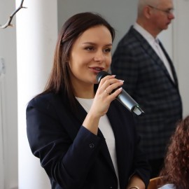 powiększ zdjęcie: Karolina Barszczuk laureatką miejskiej edycji konkursu „Ośmiu Wspaniałych”