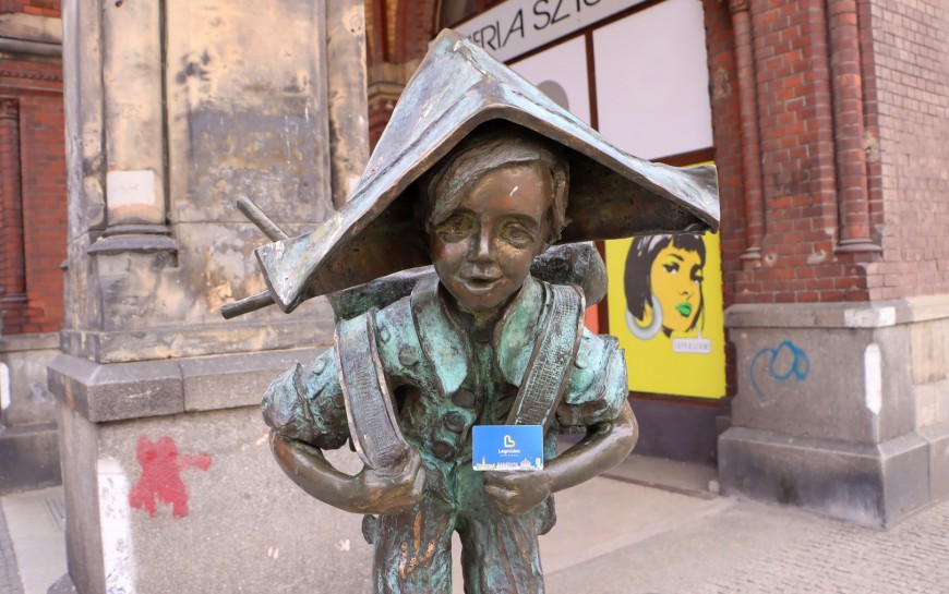 Legnicka Karta Miejska. Twój klucz do tańszego miasta. Zobacz pełną listę partnerów!