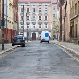 Remont ul. Emilii Plater. Miasto ogłasza przetarg na odnowienie nawierzchni