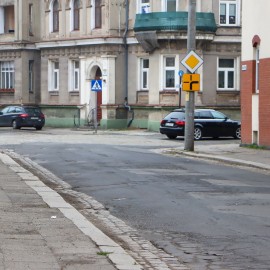 powiększ zdjęcie: Remont ul. Emilii Plater. Miasto ogłasza przetarg na odnowienie nawierzchni