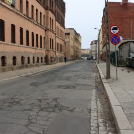powiększ zdjęcie: Remont ul. Emilii Plater. Miasto ogłasza przetarg na odnowienie nawierzchni