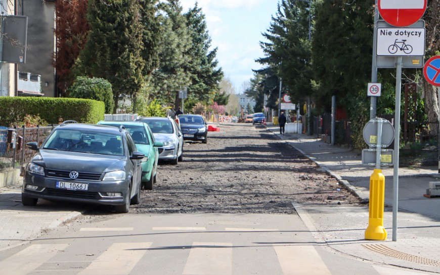 Remont ul. Słonecznej. Pierwszy etap za nami, prace przenoszą się na kolejny odcinek