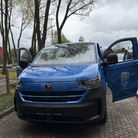 powiększ zdjęcie: Nowy samochód dla DPS-u. Będą też małe autobusy