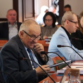 powiększ zdjęcie: Nowe zasady czystości, jednostka "D" i prestiżowe ...