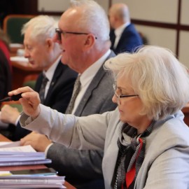 powiększ zdjęcie: Nowe zasady czystości, jednostka "D" i prestiżowe ...