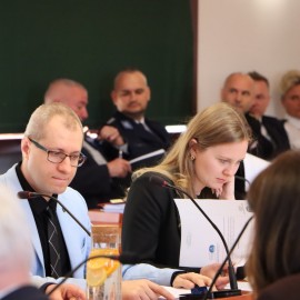 powiększ zdjęcie: Nowe zasady czystości, jednostka "D" i prestiżowe ...