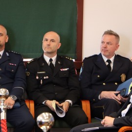 powiększ zdjęcie: Nowe zasady czystości, jednostka "D" i prestiżowe ...