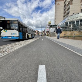 powiększ zdjęcie: Rowerem przez ul. Wrocławską. Kolejny etap inwestycji gotowy