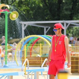 powiększ zdjęcie: Sezon letni na basenie Aquafun czas start