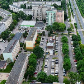 powiększ zdjęcie: Bezpłatny parking przy ul. Warmińskiej już dostępny. Miasto przejęło ponad 200 miejsc