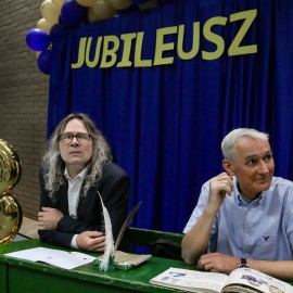 powiększ zdjęcie: 80 lat legnickiej "Jedynki"