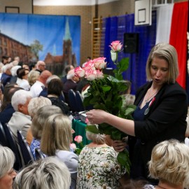 powiększ zdjęcie: 80 lat legnickiej "Jedynki"