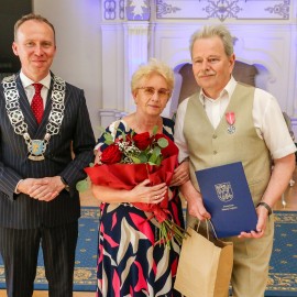 powiększ zdjęcie: Diamentowe, szmaragdowe i złote jubileusze