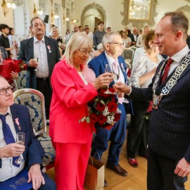 powiększ zdjęcie: Diamentowe, szmaragdowe i złote jubileusze