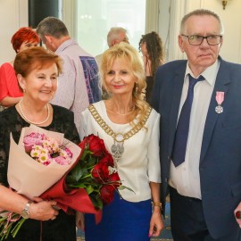 powiększ zdjęcie: Diamentowe, szmaragdowe i złote jubileusze