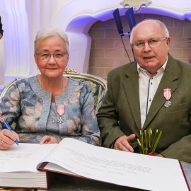 powiększ zdjęcie: Diamentowe, szmaragdowe i złote jubileusze