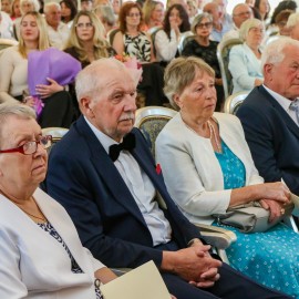 powiększ zdjęcie: Diamentowe, szmaragdowe i złote jubileusze