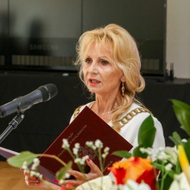 powiększ zdjęcie: Diamentowe, szmaragdowe i złote jubileusze