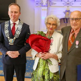 powiększ zdjęcie: Diamentowe, szmaragdowe i złote jubileusze