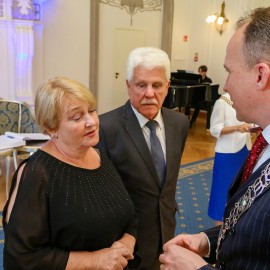 powiększ zdjęcie: Diamentowe, szmaragdowe i złote jubileusze